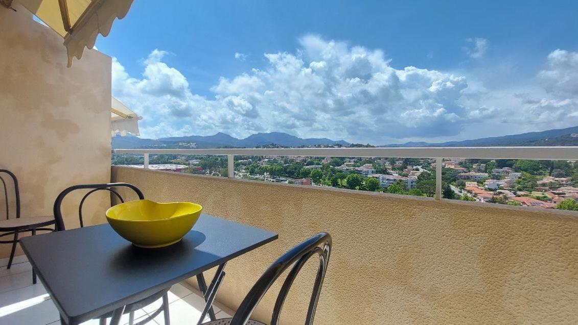 Studio Chez Nanie Residence Le Concorde Cannes Marina มองเดอลิเยอลานาปูล ภายนอก รูปภาพ